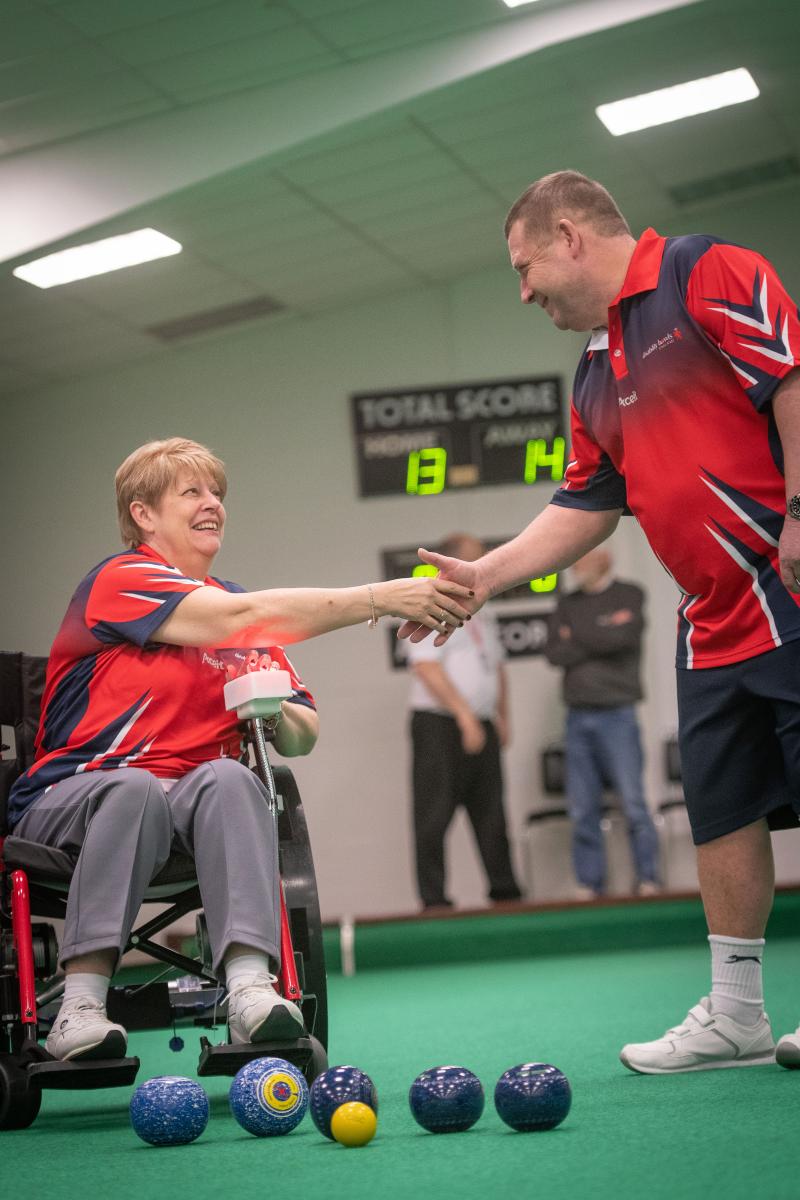 Bowls handshake at Cheshunt IBC
